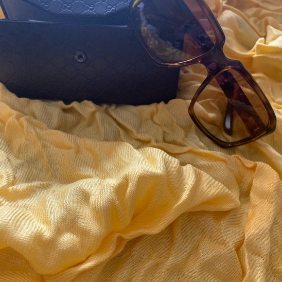 Gucci Vintage Shades - Picture 4 of 4